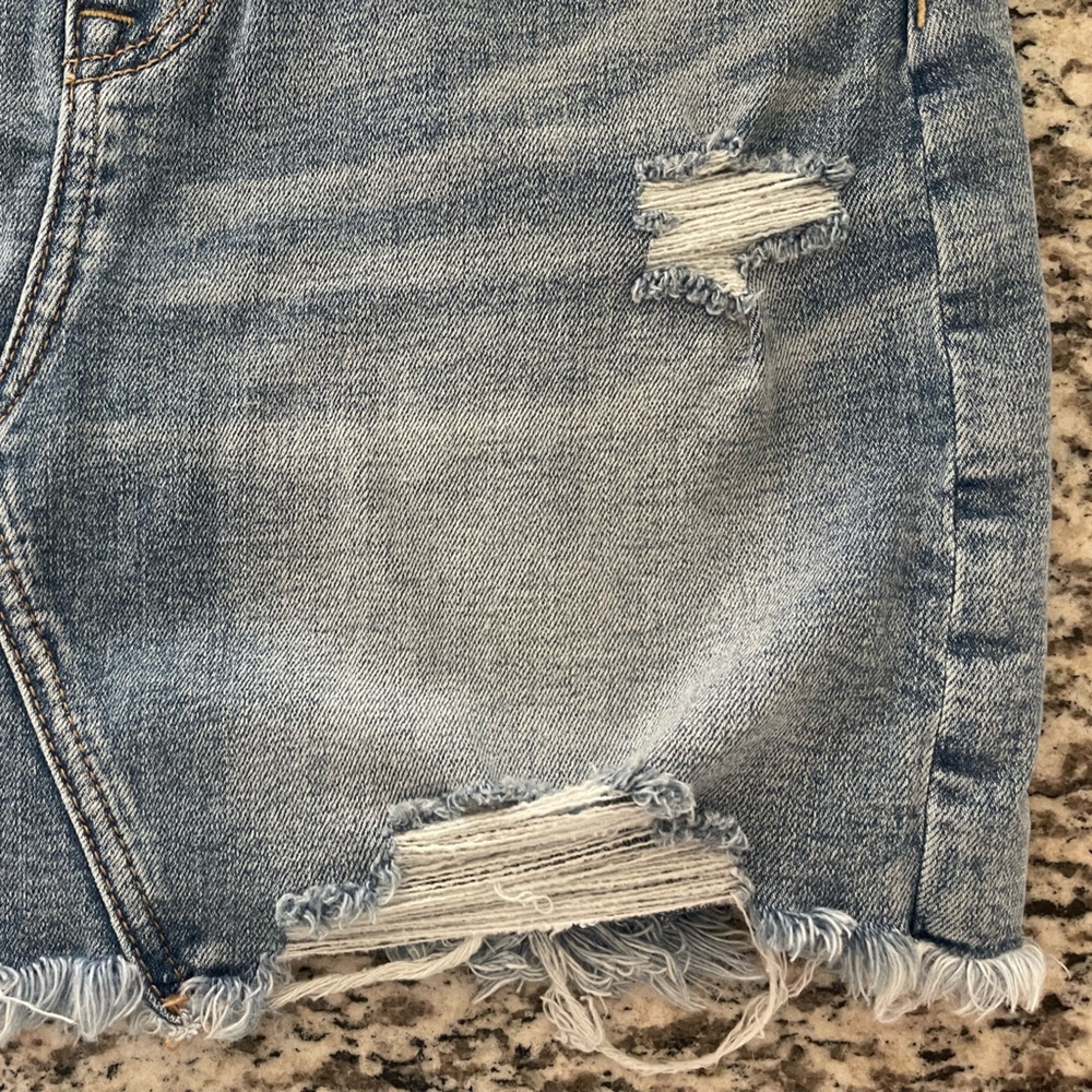 American Eagle Denim Skirt ✨(NWOT)✨ - Picture 3 of 10